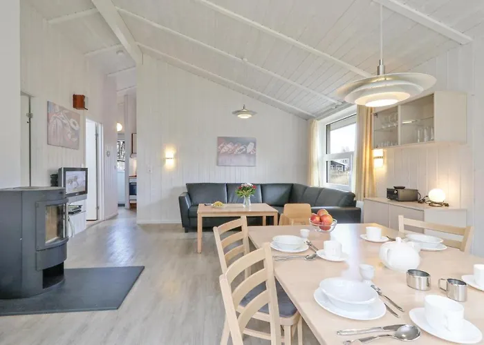 Frische Brise 19 - Dorf 3 Priwall